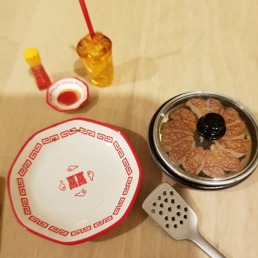 Rement minature dollhouse fried dumpling set